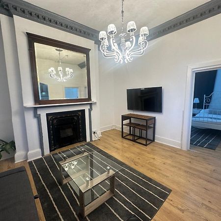 First Floor One Bed Apartment In Central West Лондон Екстериор снимка