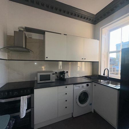 First Floor One Bed Apartment In Central West Лондон Екстериор снимка