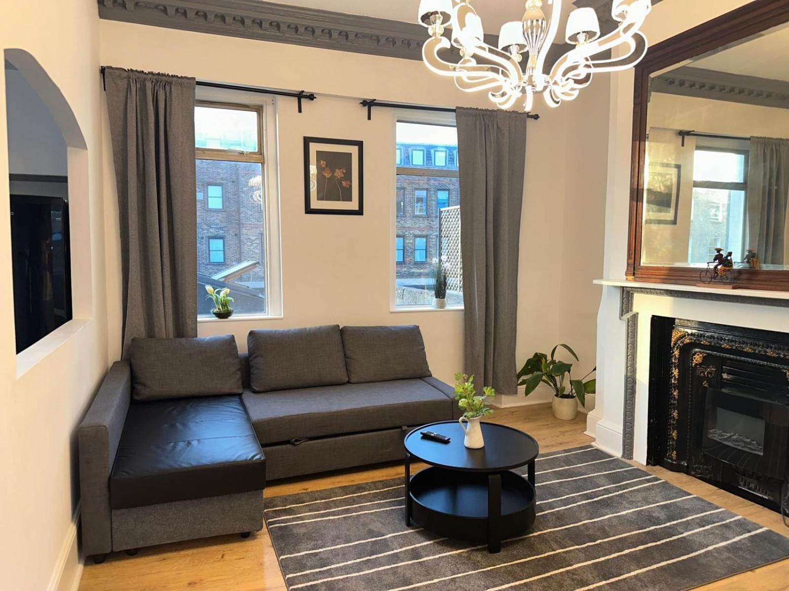First Floor One Bed Apartment In Central West Лондон Екстериор снимка
